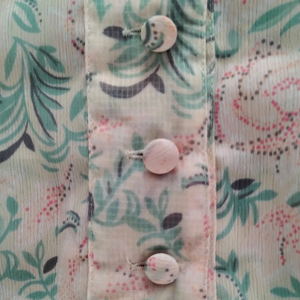 Victoria’s Secret Gold Label Floral Cottagecore Button Blouse - Picture 8 of 9